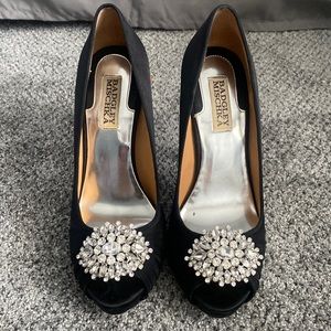 Badgley Mischka Black Rhinestone Pumps size 7